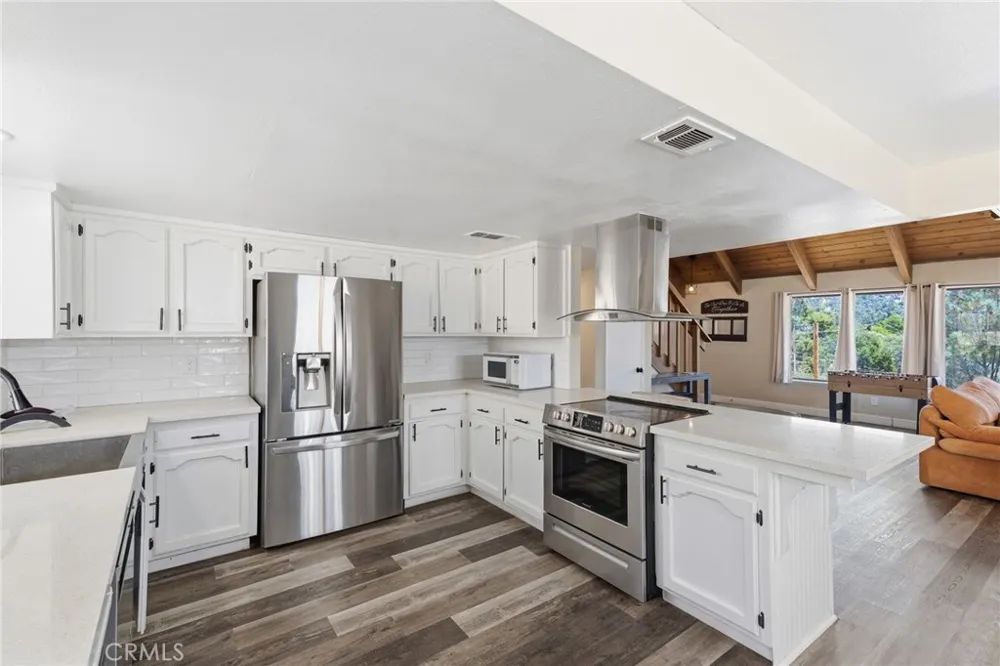 30880 Yosemite Springs Coarsegold, CA 93614