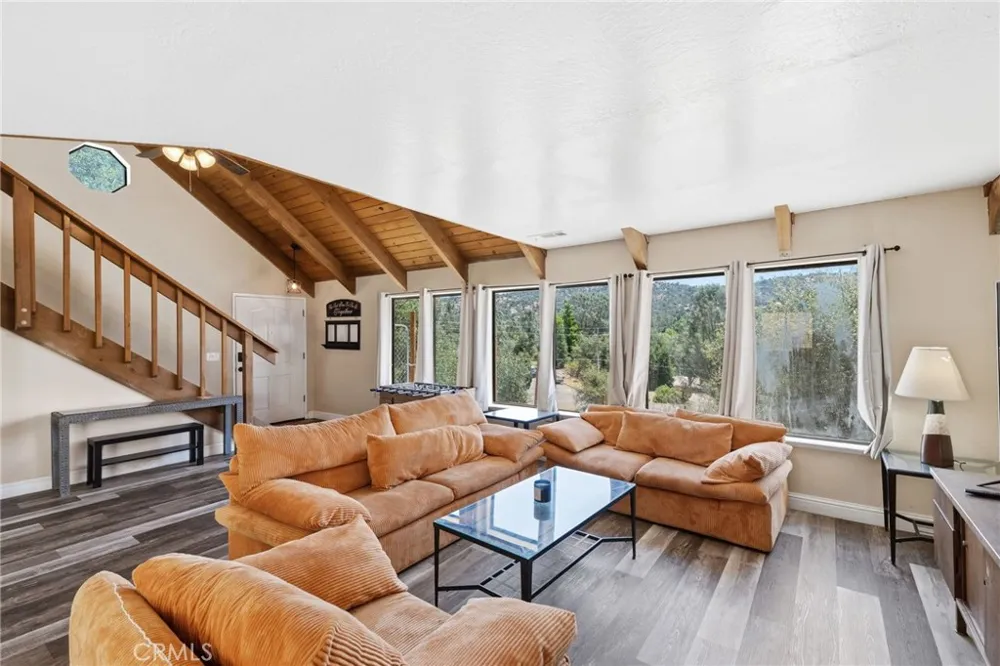 30880 Yosemite Springs Coarsegold, CA 93614
