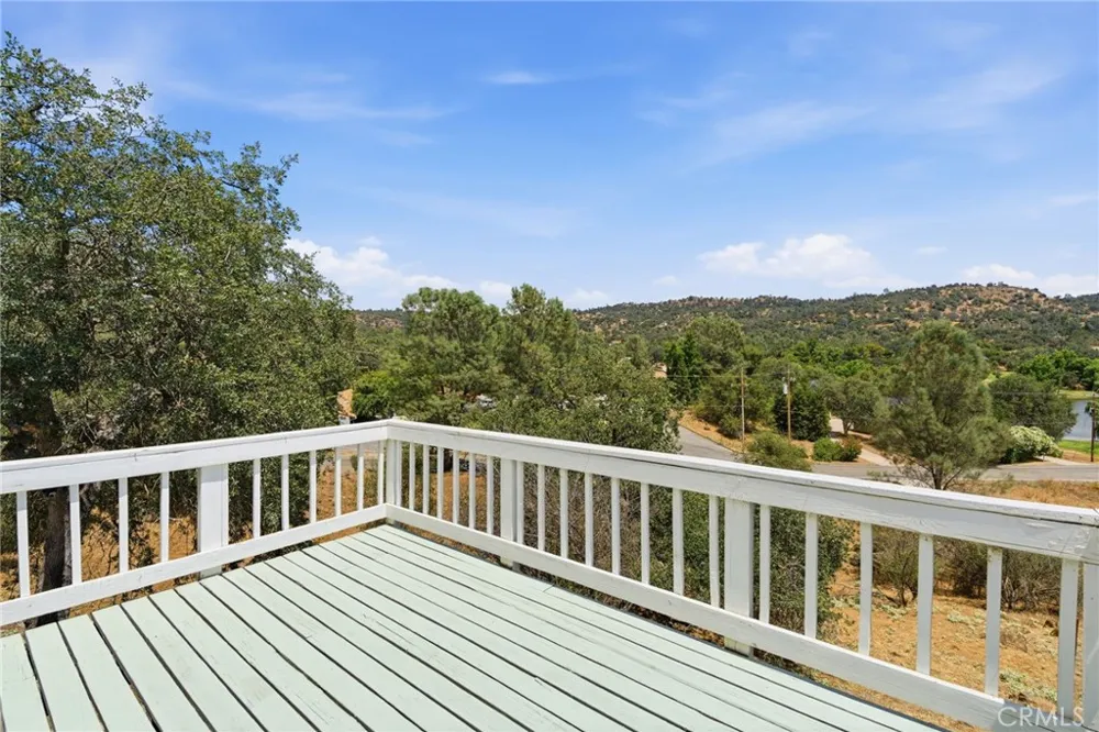 30880 Yosemite Springs Coarsegold, CA 93614