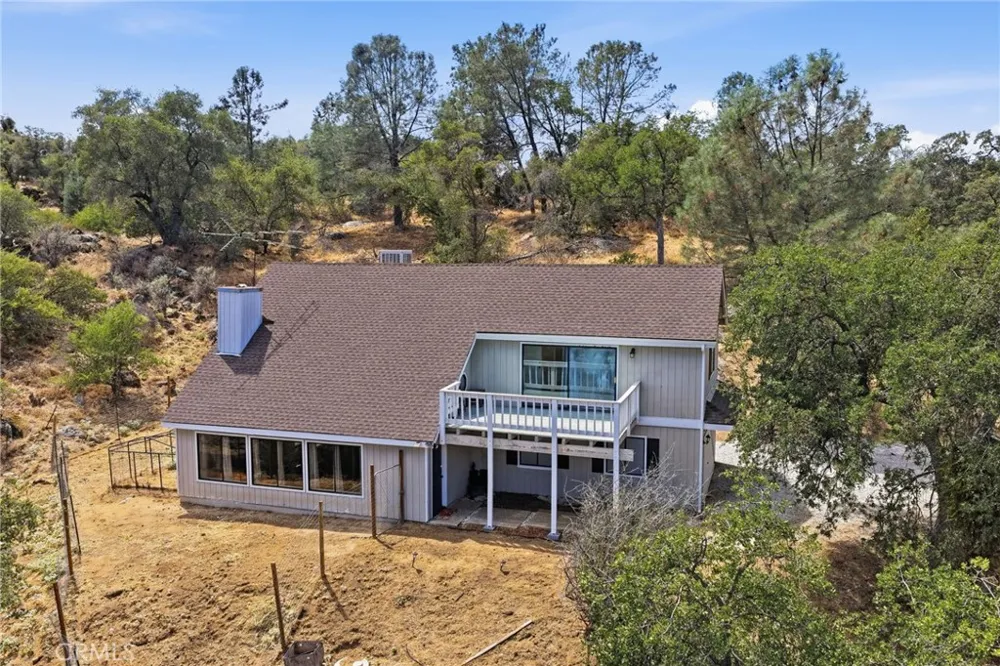 30880 Yosemite Springs Coarsegold, CA 93614