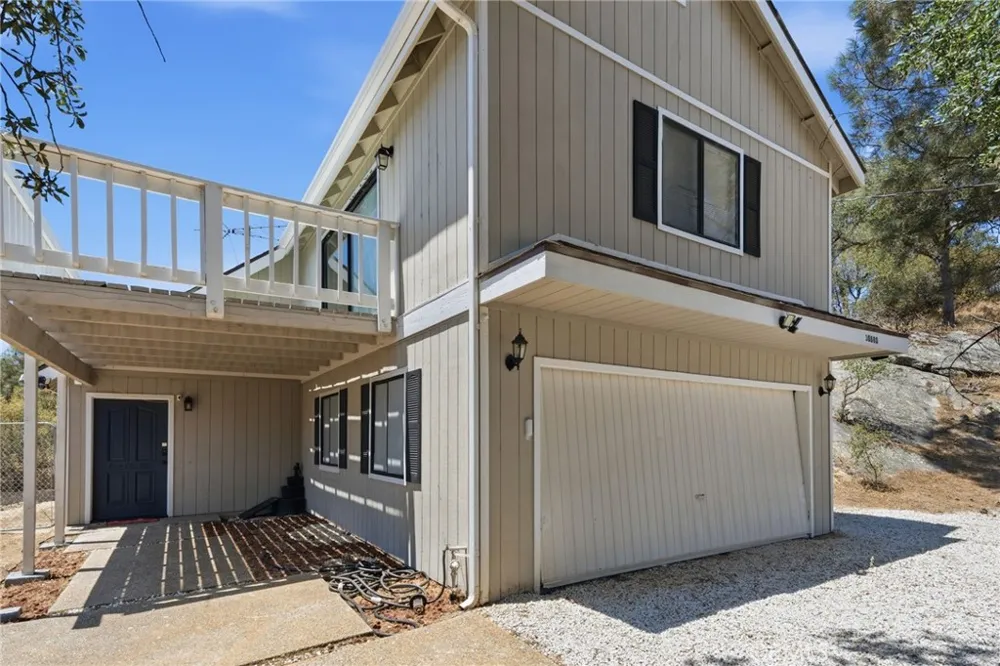 30880 Yosemite Springs Coarsegold, CA 93614
