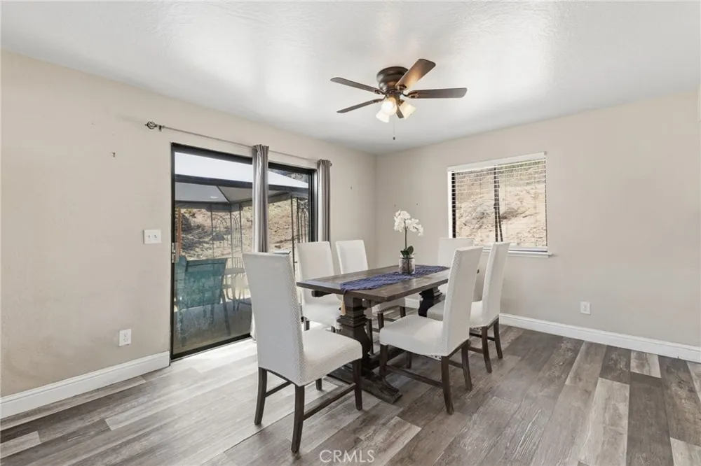 30880 Yosemite Springs Coarsegold, CA 93614