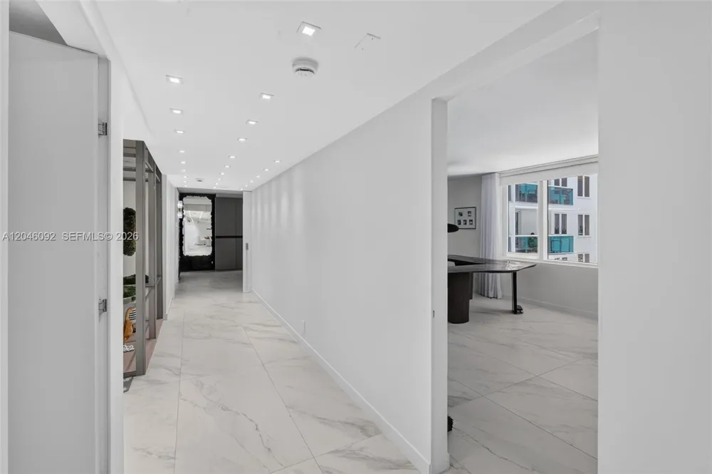 2301 Collins Ave #440-443 Miami Beach, FL 33139