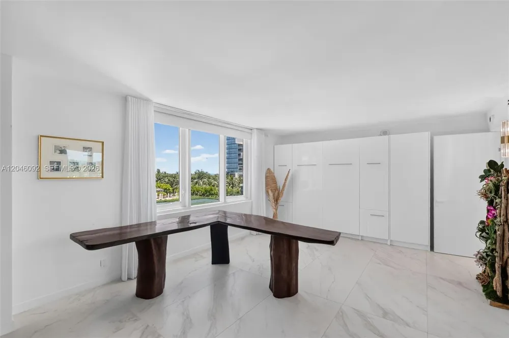 2301 Collins Ave #440-443 Miami Beach, FL 33139