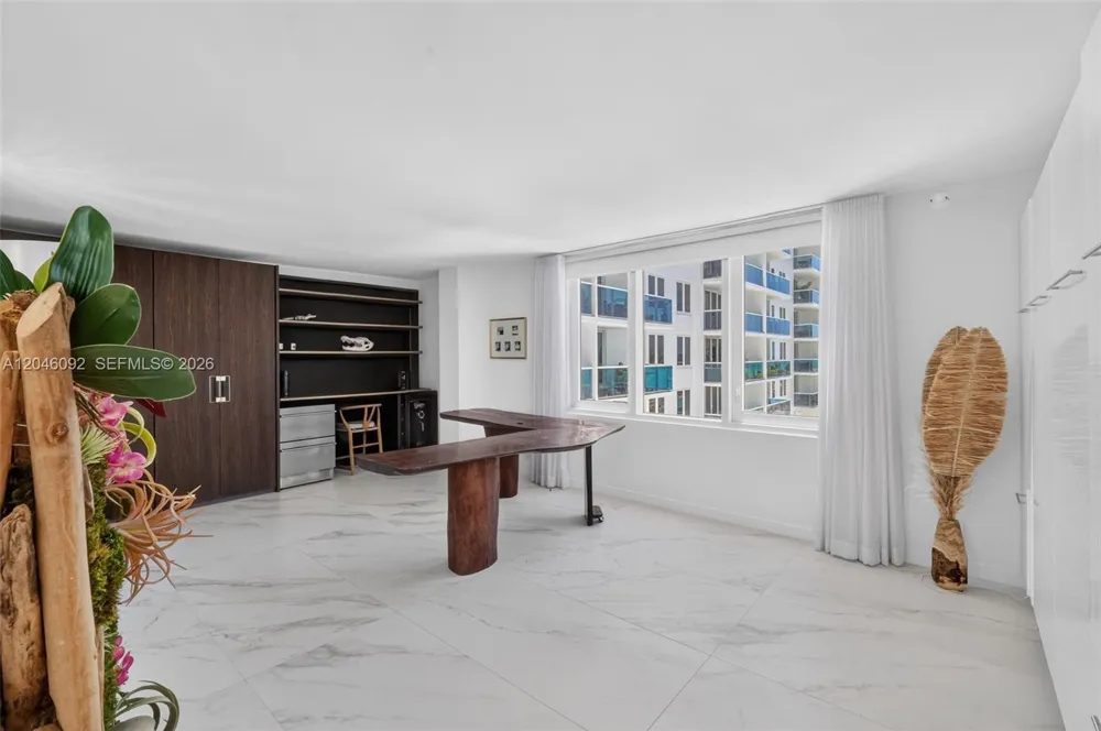 2301 Collins Ave #440-443 Miami Beach, FL 33139