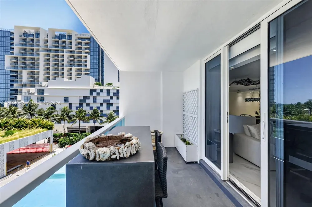 2301 Collins Ave #440-443 Miami Beach, FL 33139