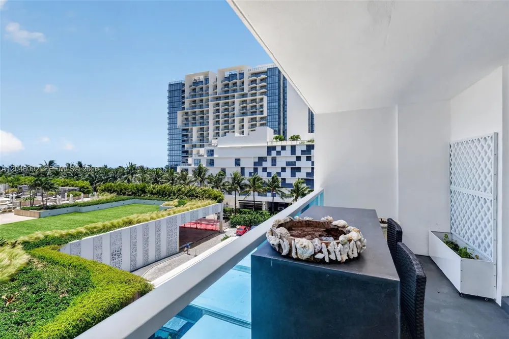 2301 Collins Ave #440-443 Miami Beach, FL 33139