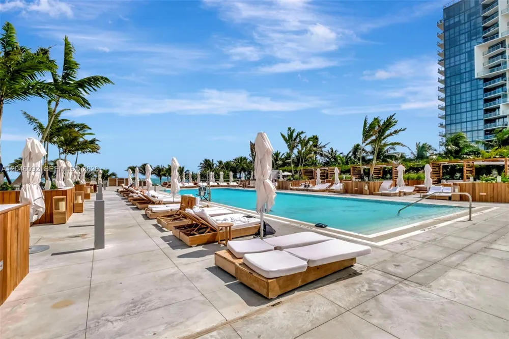 2301 Collins Ave #440-443 Miami Beach, FL 33139