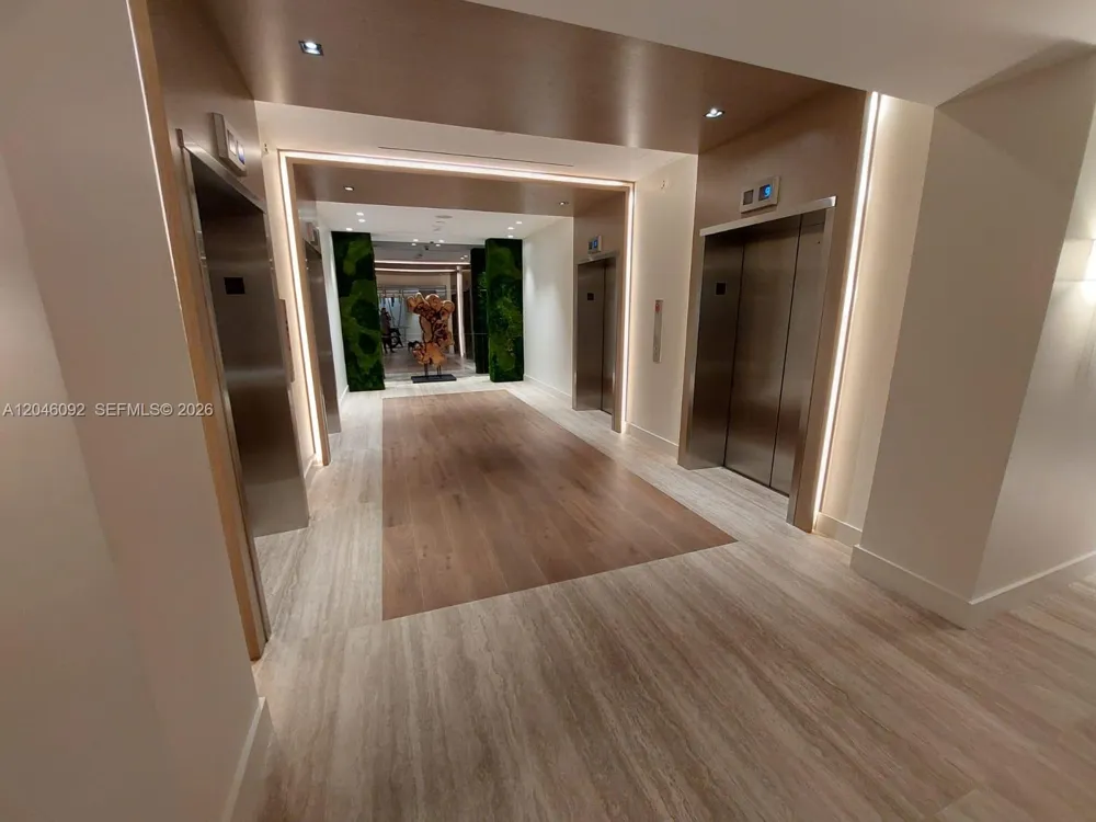 2301 Collins Ave #440-443 Miami Beach, FL 33139