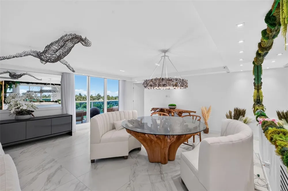 2301 Collins Ave #440-443 Miami Beach, FL 33139