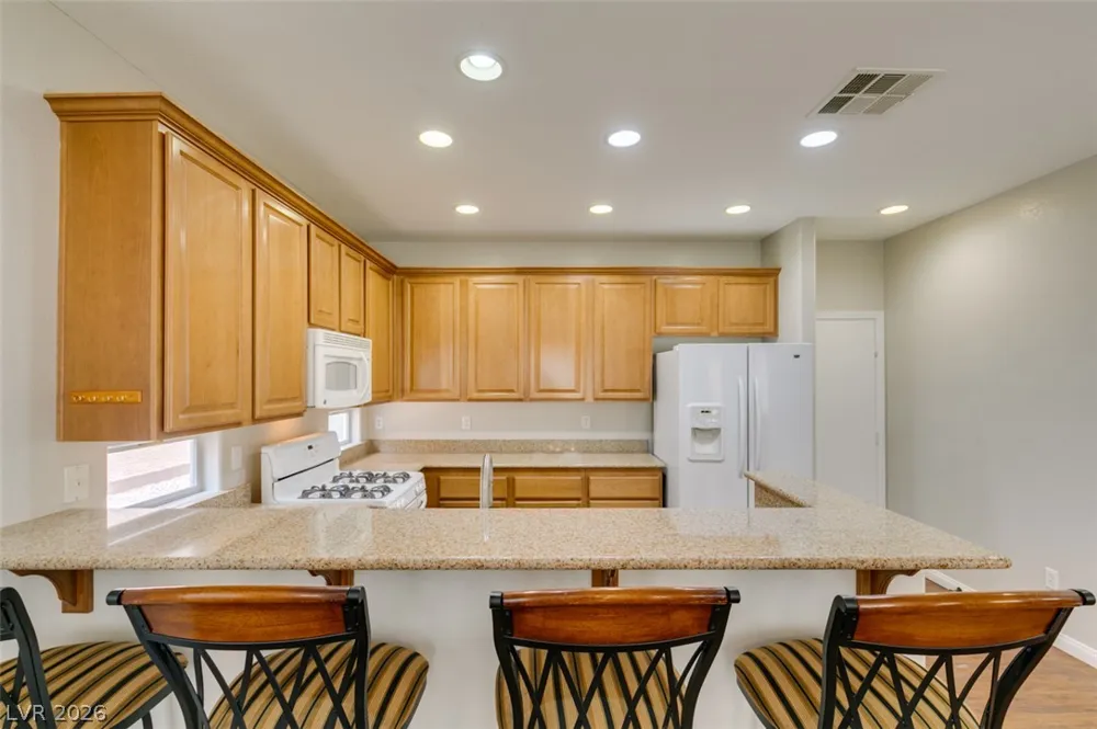 9341 Colorful Rainbow Avenue Las Vegas, NV 89166