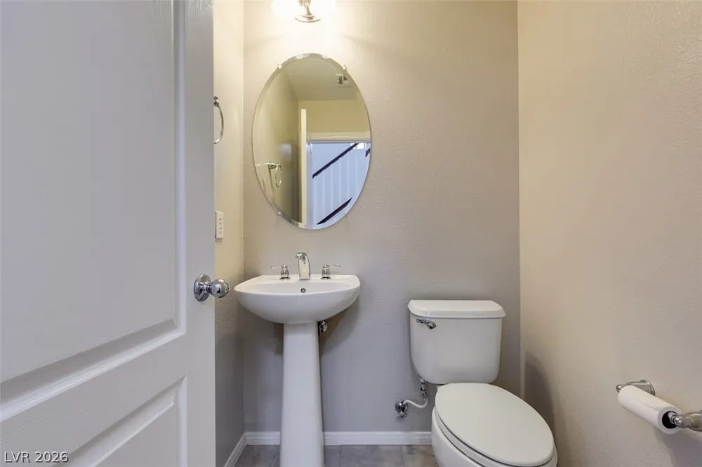 9341 Colorful Rainbow Avenue Las Vegas, NV 89166