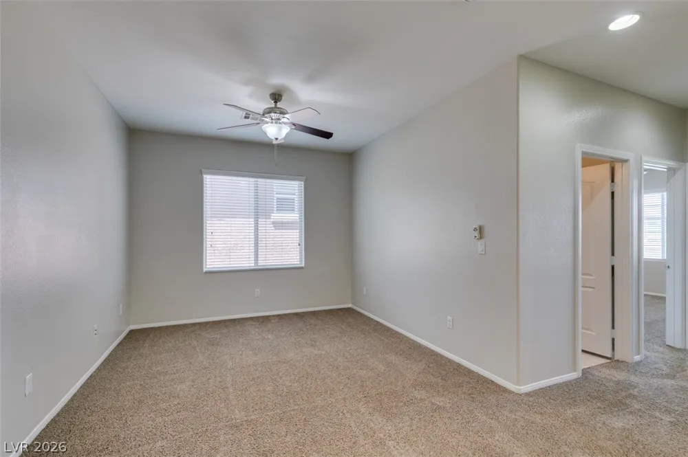 9341 Colorful Rainbow Avenue Las Vegas, NV 89166