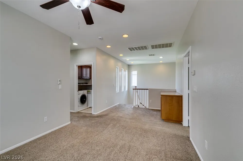 9341 Colorful Rainbow Avenue Las Vegas, NV 89166