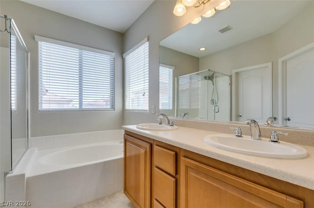 9341 Colorful Rainbow Avenue Las Vegas, NV 89166