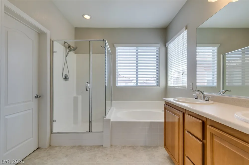 9341 Colorful Rainbow Avenue Las Vegas, NV 89166