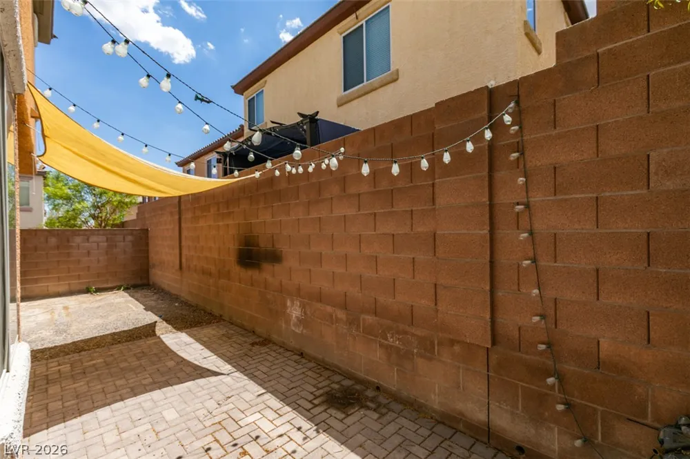 9341 Colorful Rainbow Avenue Las Vegas, NV 89166