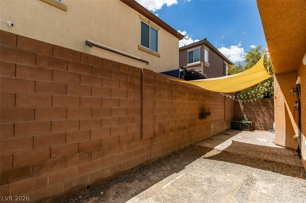 9341 Colorful Rainbow Avenue Las Vegas, NV 89166
