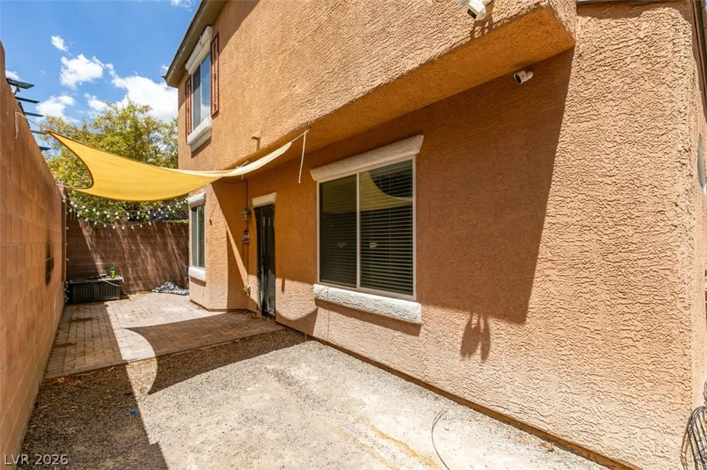 9341 Colorful Rainbow Avenue Las Vegas, NV 89166