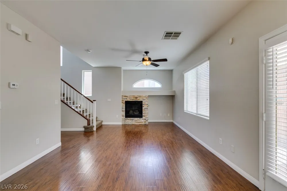 9341 Colorful Rainbow Avenue Las Vegas, NV 89166