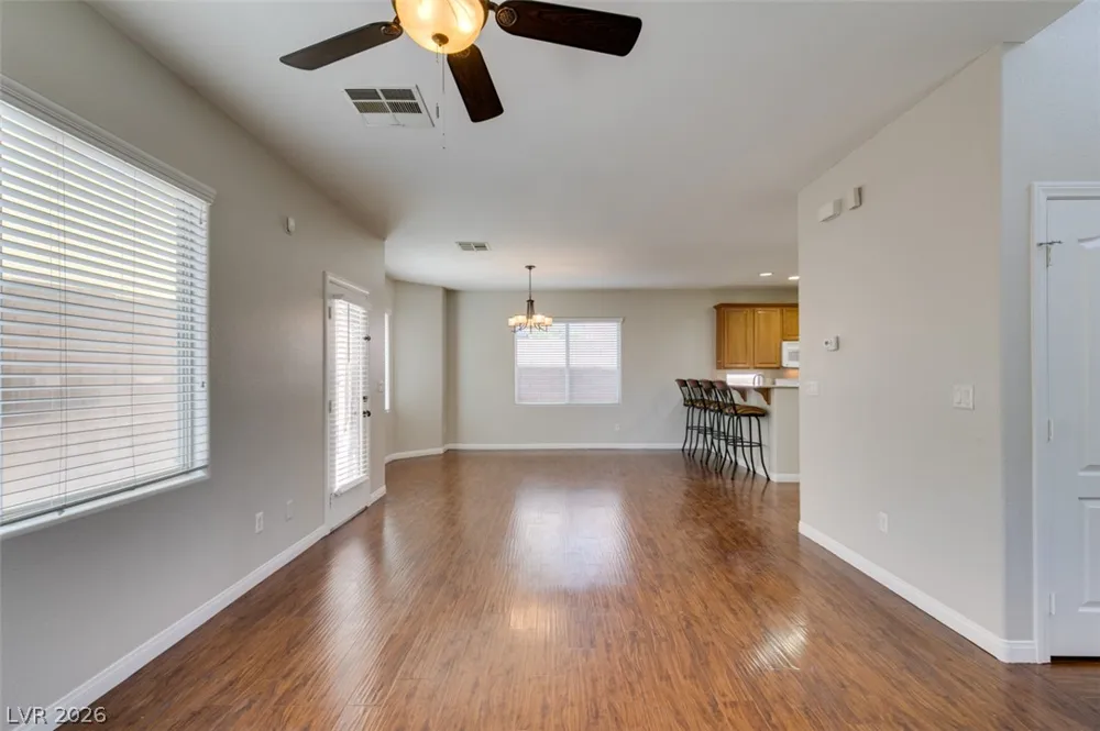 9341 Colorful Rainbow Avenue Las Vegas, NV 89166