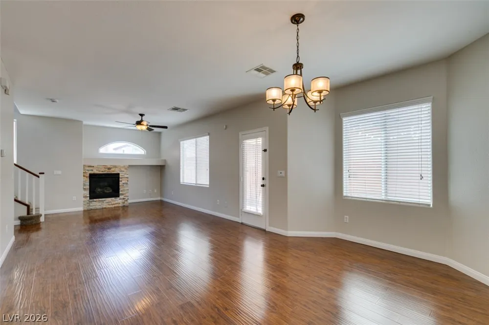 9341 Colorful Rainbow Avenue Las Vegas, NV 89166