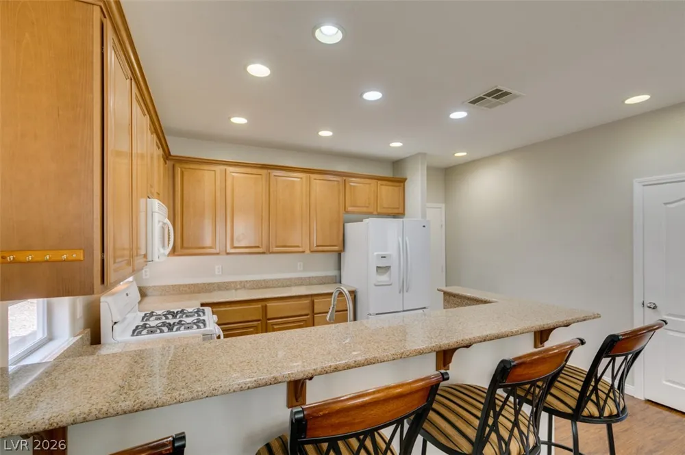9341 Colorful Rainbow Avenue Las Vegas, NV 89166