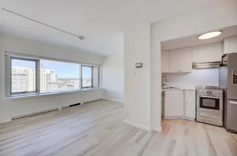555 E William Street #16G