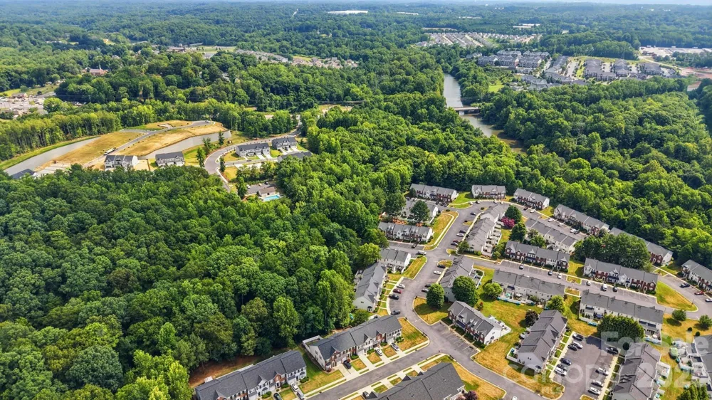 6000 Boathouse Lane #C Cramerton, NC 28032
