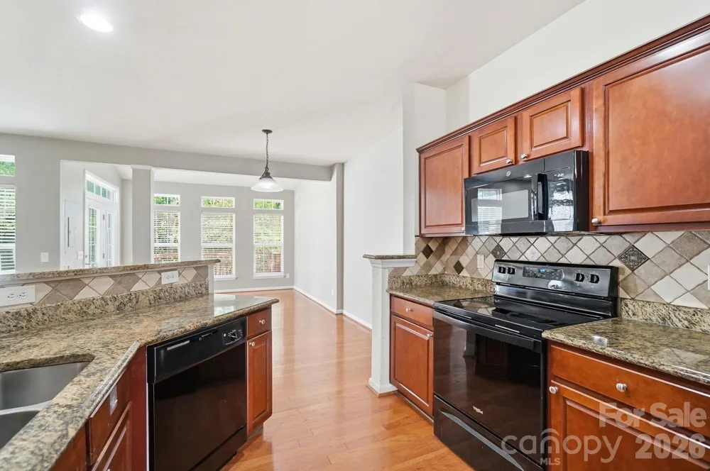 6000 Boathouse Lane #C Cramerton, NC 28032