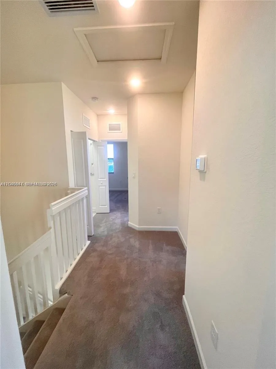3338 W 112th St Hialeah, FL 33018