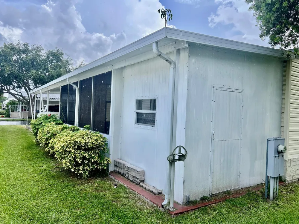 4541 NW 67th Place #P-11 Coconut Creek, FL 33073
