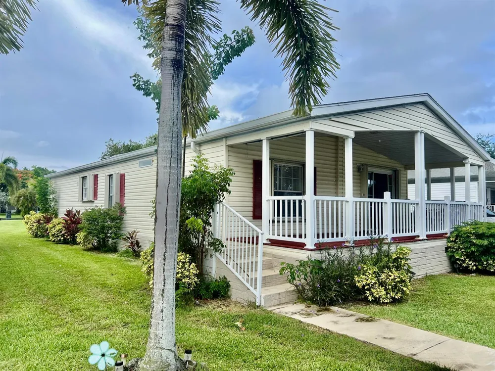 4541 NW 67th Place #P-11 Coconut Creek, FL 33073