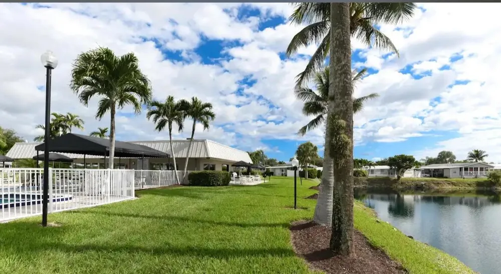 4541 NW 67th Place #P-11 Coconut Creek, FL 33073