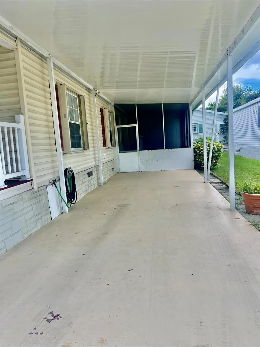 4541 NW 67th Place #P-11 Coconut Creek, FL 33073