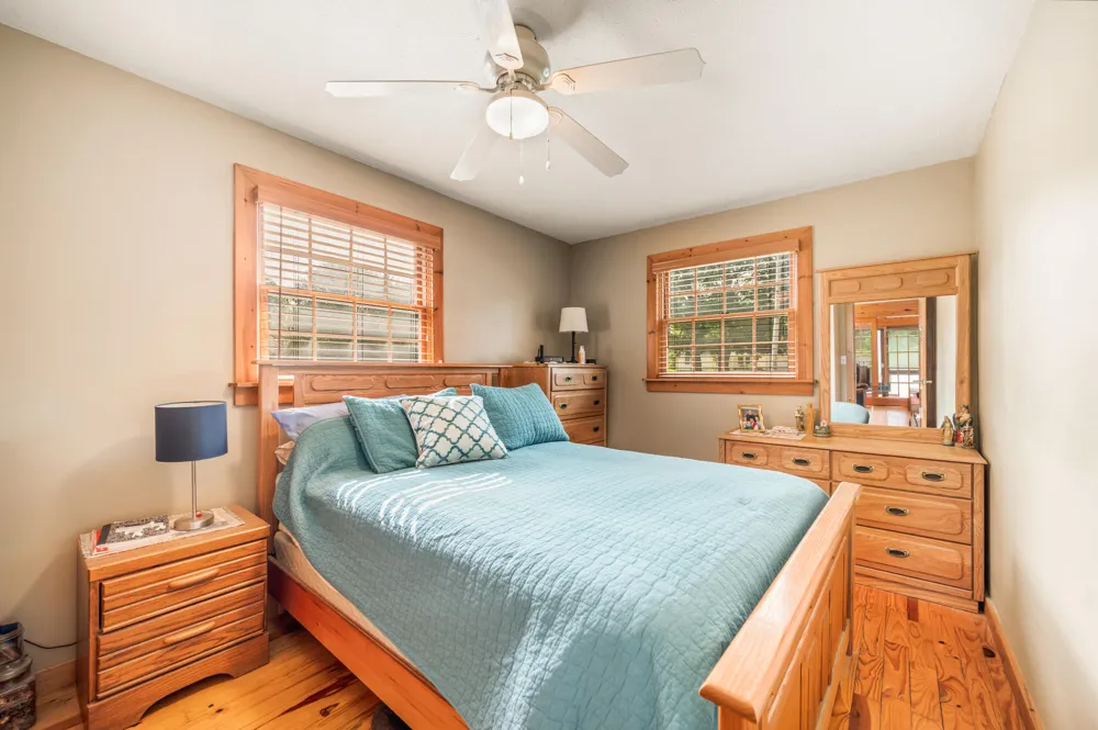 2541 Van Dyke Street Chester Township, MI 49403