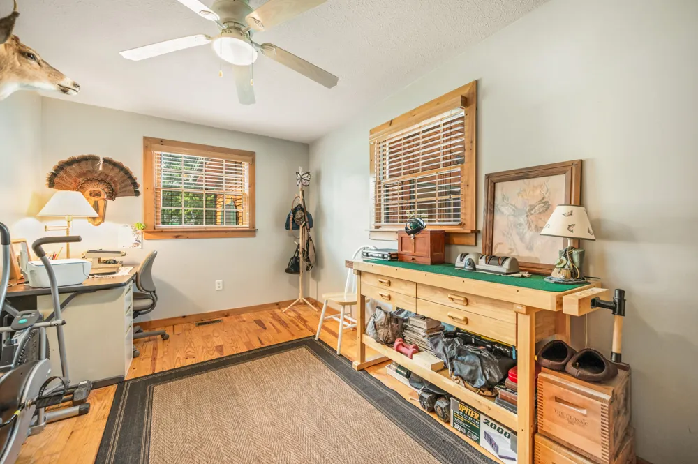2541 Van Dyke Street Chester Township, MI 49403