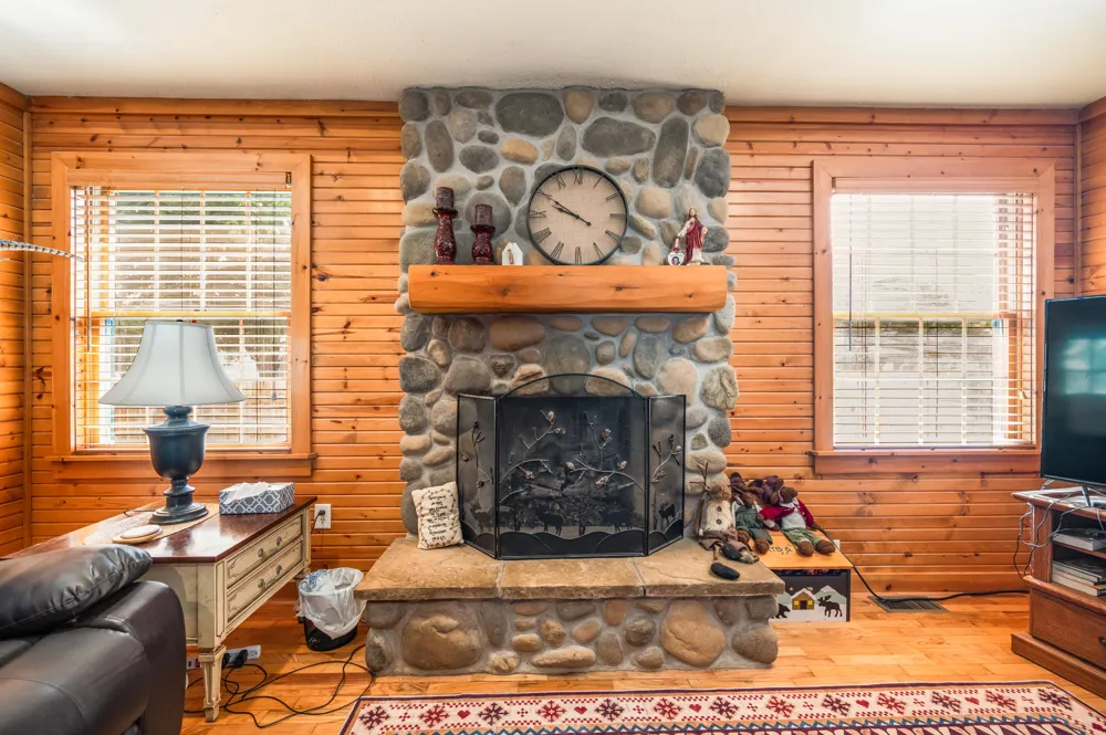 2541 Van Dyke Street Chester Township, MI 49403