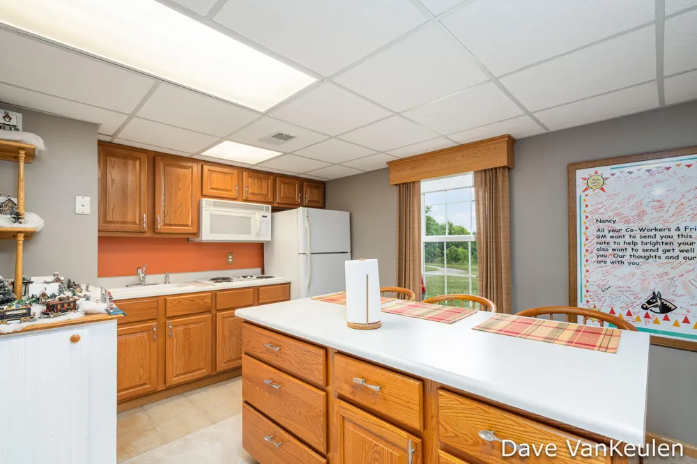 4494 Barber Road Carlton Township, MI 49058