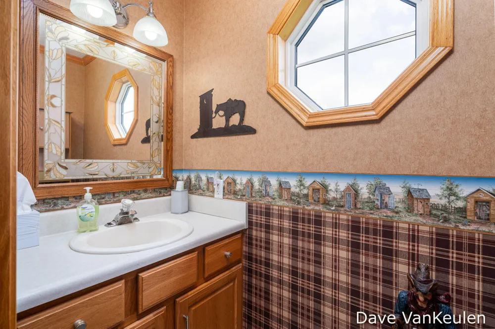 4494 Barber Road Carlton Township, MI 49058