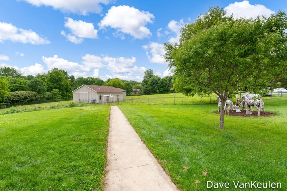 4494 Barber Road Carlton Township, MI 49058