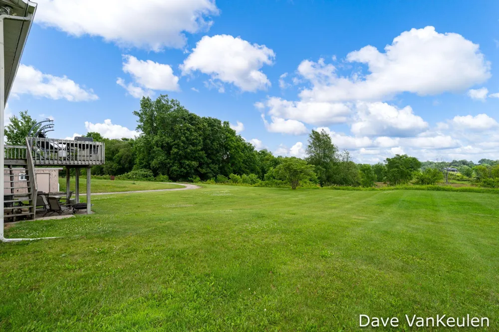 4494 Barber Road Carlton Township, MI 49058