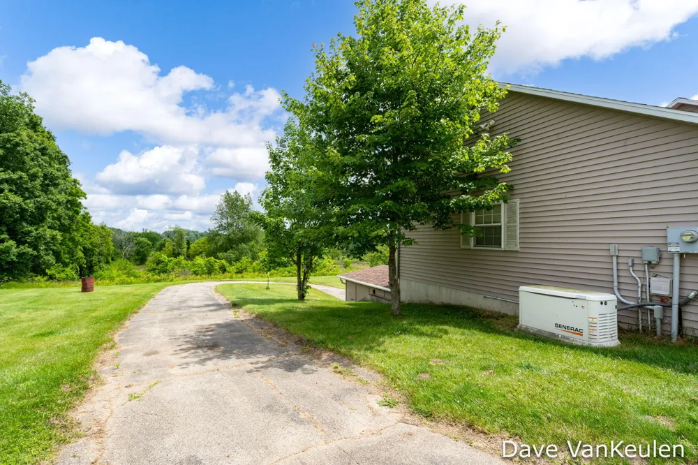 4494 Barber Road Carlton Township, MI 49058