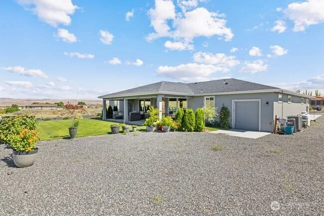 201 Clayton Place SW Mattawa, WA 99349