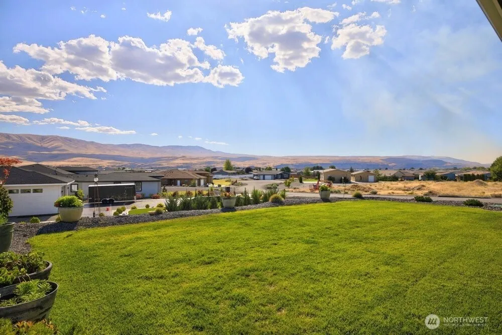 201 Clayton Place SW Mattawa, WA 99349