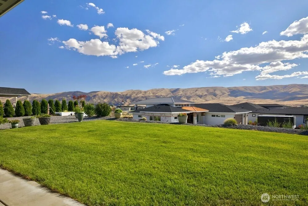 201 Clayton Place SW Mattawa, WA 99349