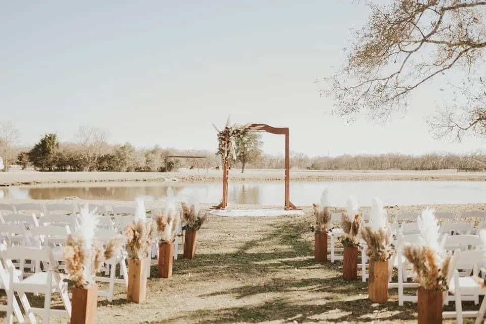 25062 Highway 159 Hempstead, TX 77445