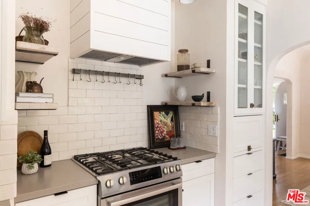 878 Paseo Ferrelo Santa Barbara, CA 93103