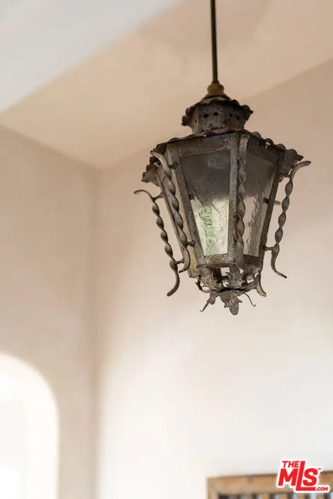878 Paseo Ferrelo Santa Barbara, CA 93103
