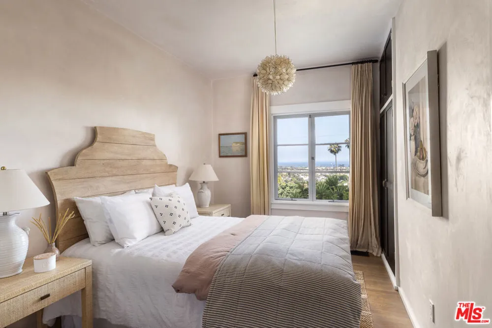 878 Paseo Ferrelo Santa Barbara, CA 93103